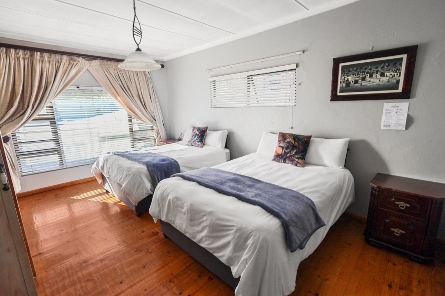 To Let 5 Bedroom Property for Rent in Vincent Eastern Cape